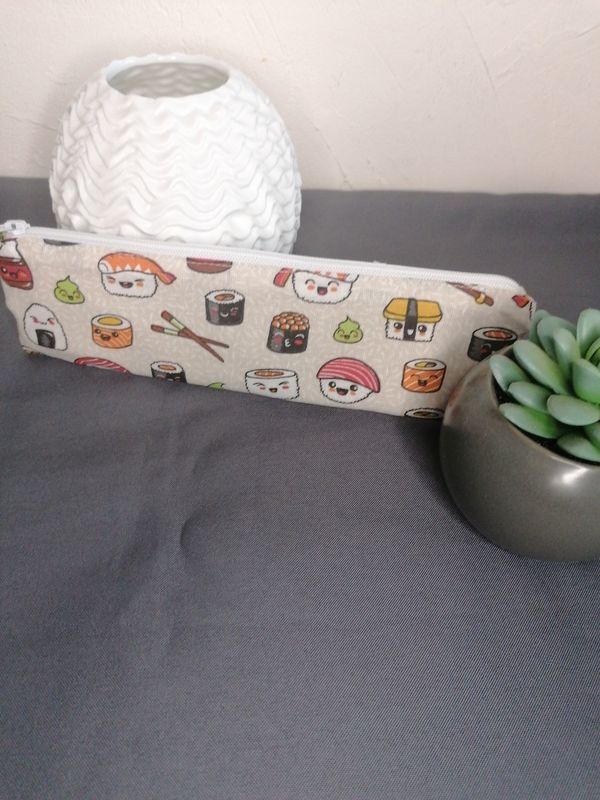 Trousse nomade petit format sushis
