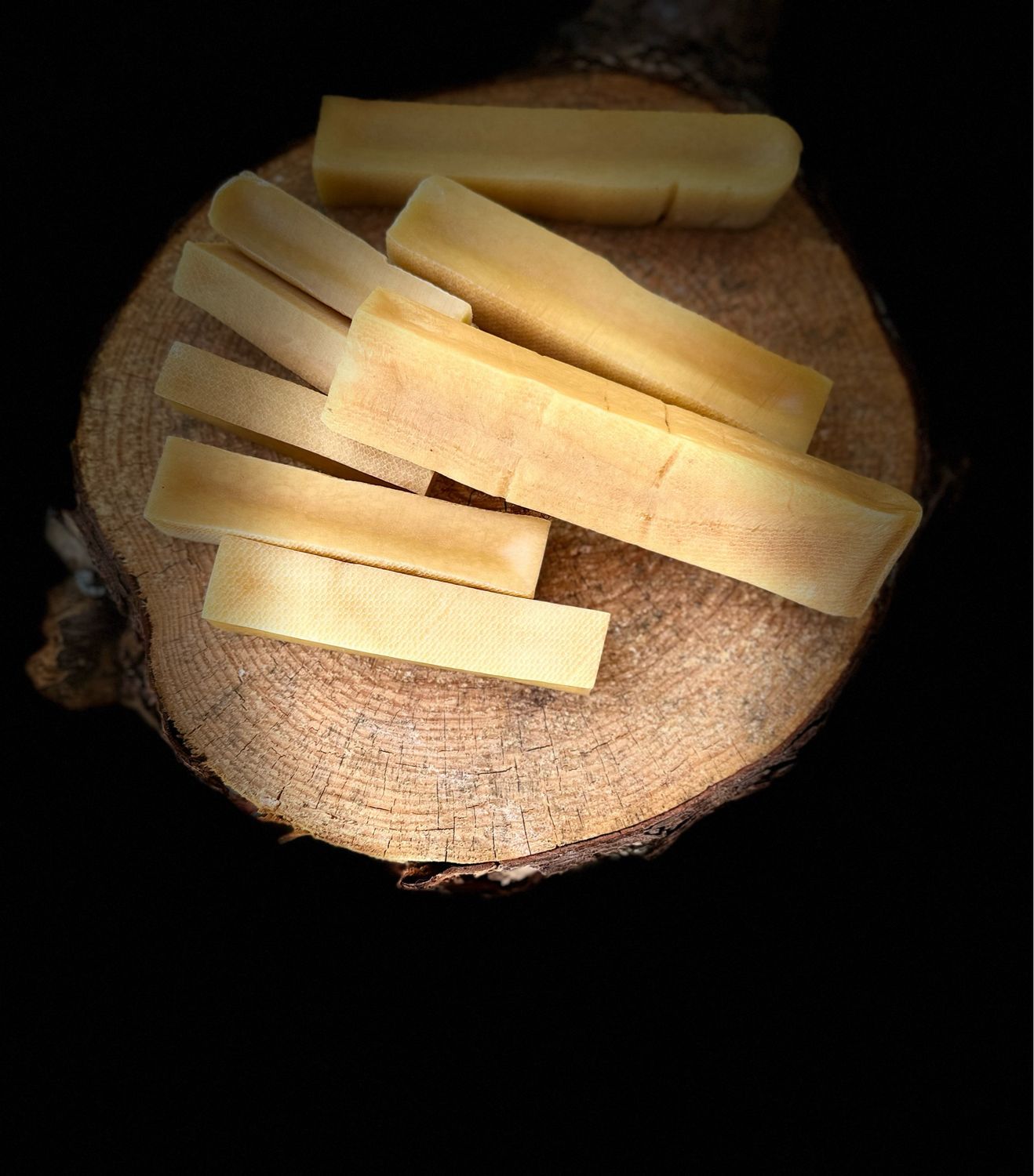 In Bulk Pack Of 8 (1Jumbo, 2 Med, 2 Small And 3 Mini’s)