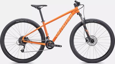 2022 Specialized Rockhopper Sport 29 - Large - Orange (Blaze/Ice Papaya) 2022 Specialized Rockhopper Sport 29 - Large - Orange (Blaze/Ice Papaya)