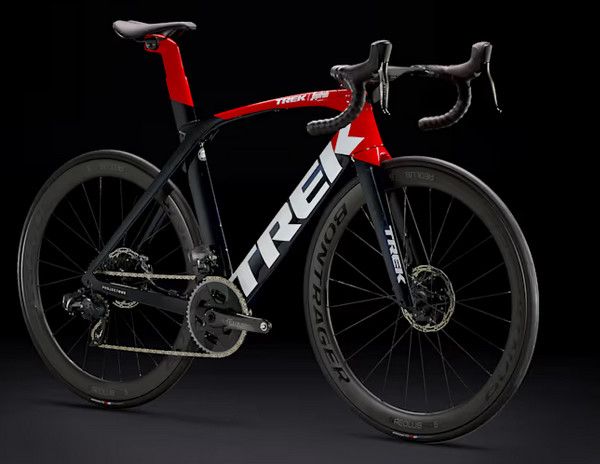 2022 Trek Madone SLR 7 Disc eTap -, Color: Bleu et Rouge ( Navy Carbon Smoke/Viper Red ), Size: 58cm