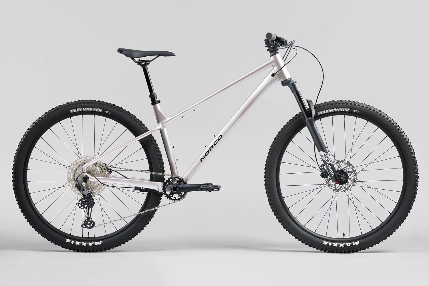 2025 - 2026 Norco Charger 2 -, Taille: Medium (29) -, Couleur: Argent (Silverton)