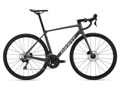 2026 Giant TCR Advanced 2 KOM -