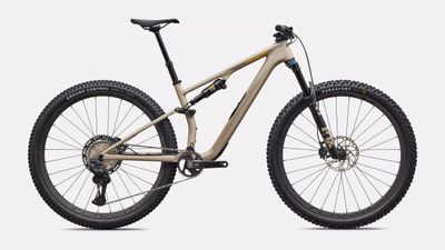 2026 Specialized Epic 8 Evo Expert ( Shimano XT Di2 ) -