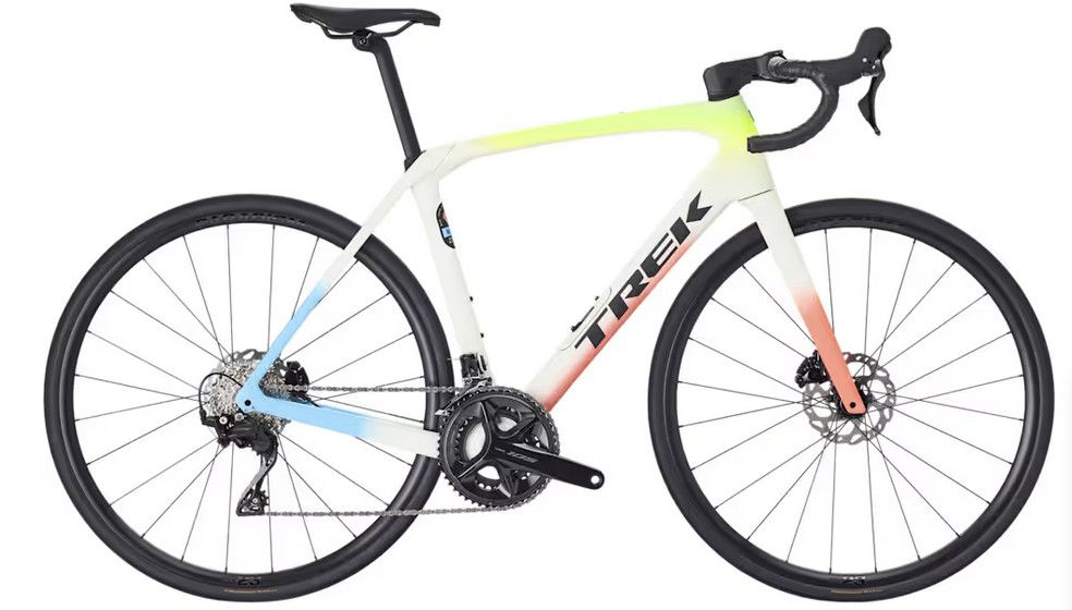 2026 Trek Domane SL 5 Gen 4 - 2026 Trek Domane SL 5 Gen 4 -, Taille: 52cm -, Couleur: Blanc/Rouge/Jaune ( Era White/Glowstick/Coral Fade )