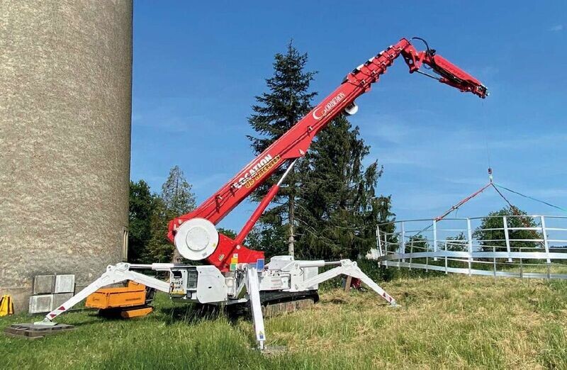 Grue araignée 34 m / 500 kg sur chenilles Palazzani XTJ 37+