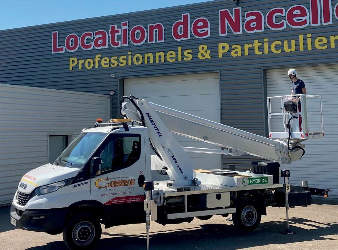 Nacelle 20 m hybride sur véhicule léger avec ou sans opérateur