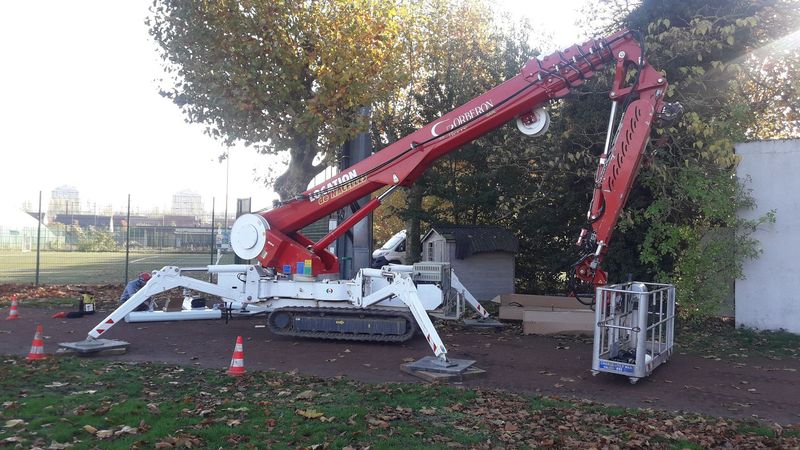 Nacelle araignée 43 m sur chenilles Palazzani XTJ 43+