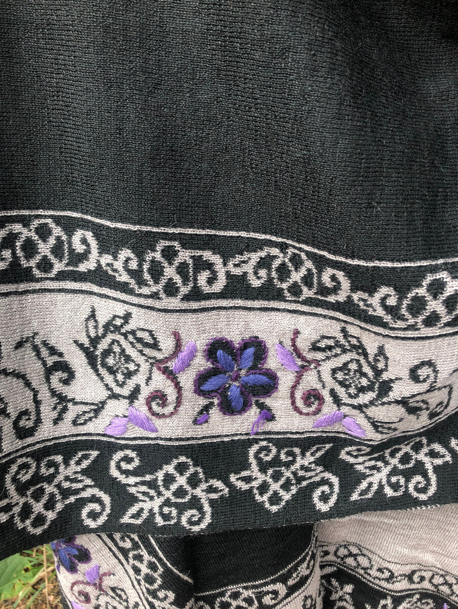 Violetta Ruana, Color: Grey/Black