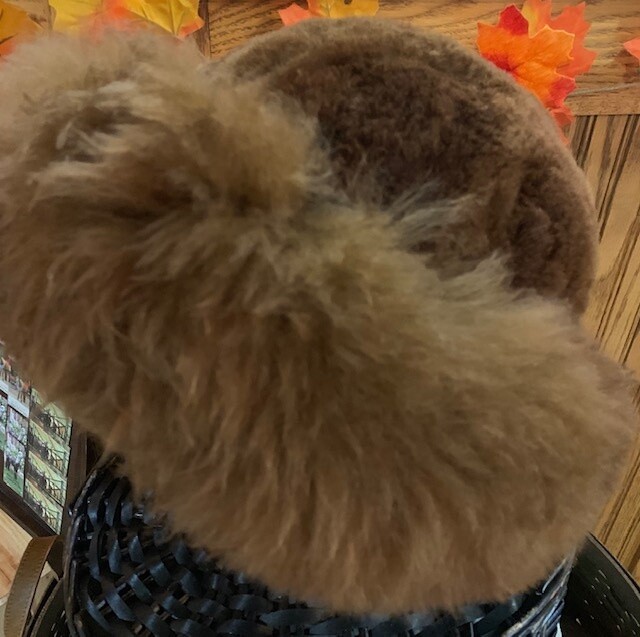 Fur Hat, Color: Brown, style: Traditional