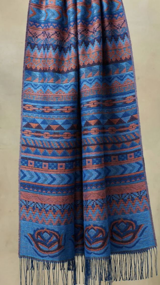 Thor Shawl, Color: Blue