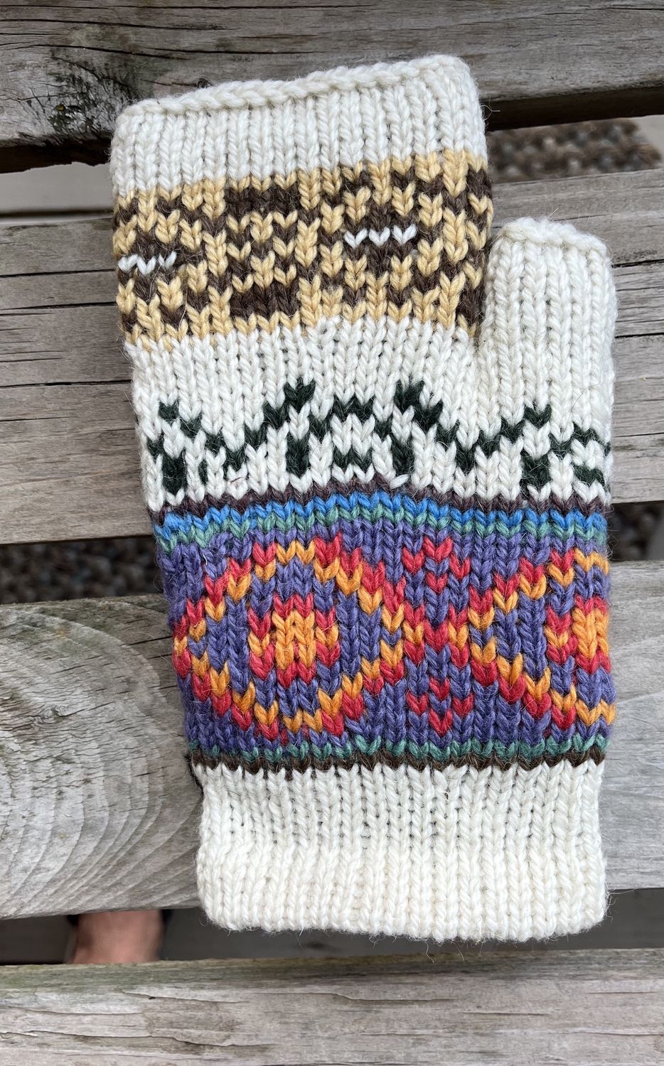 Artesania Colorful Gauntlet