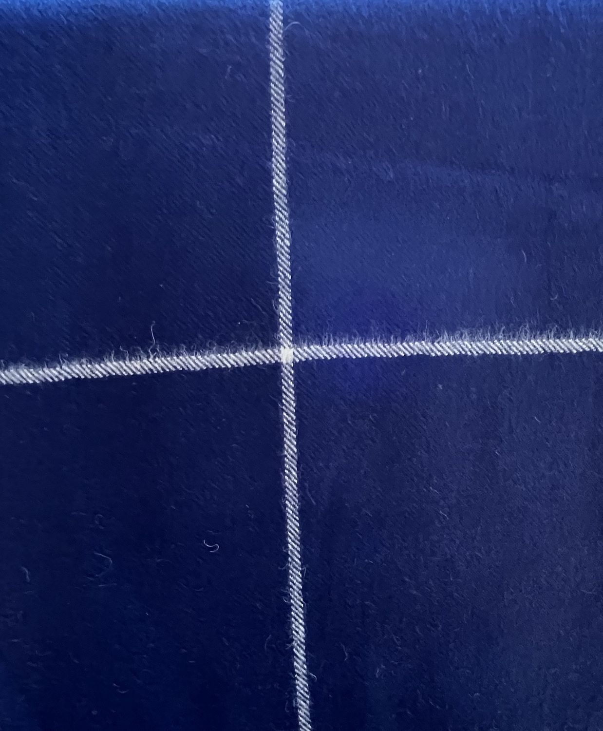 Windowpane throw, Color: Navy
