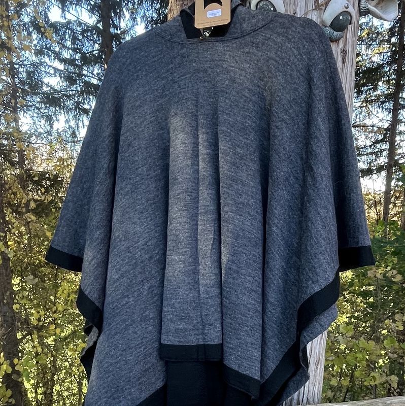 Catalonia Alpaca Poncho