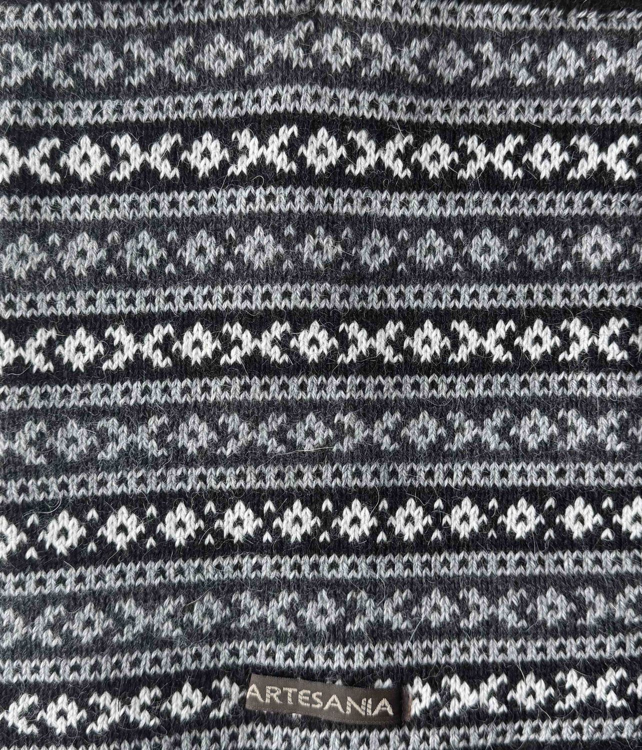 Artesania Neck Gator, Color: Black
