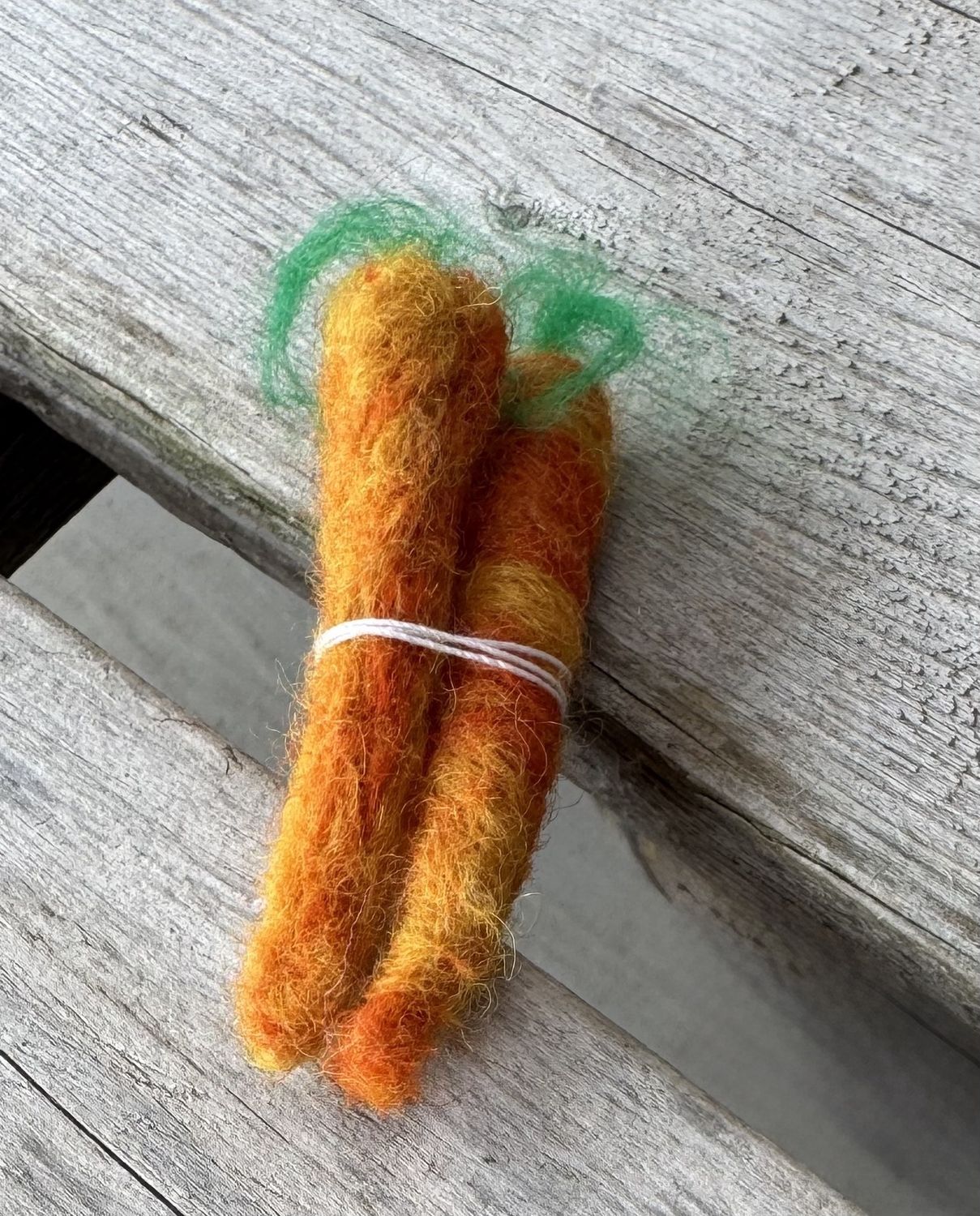 Hand Felted Accessories, Name: Carrots, style: Single