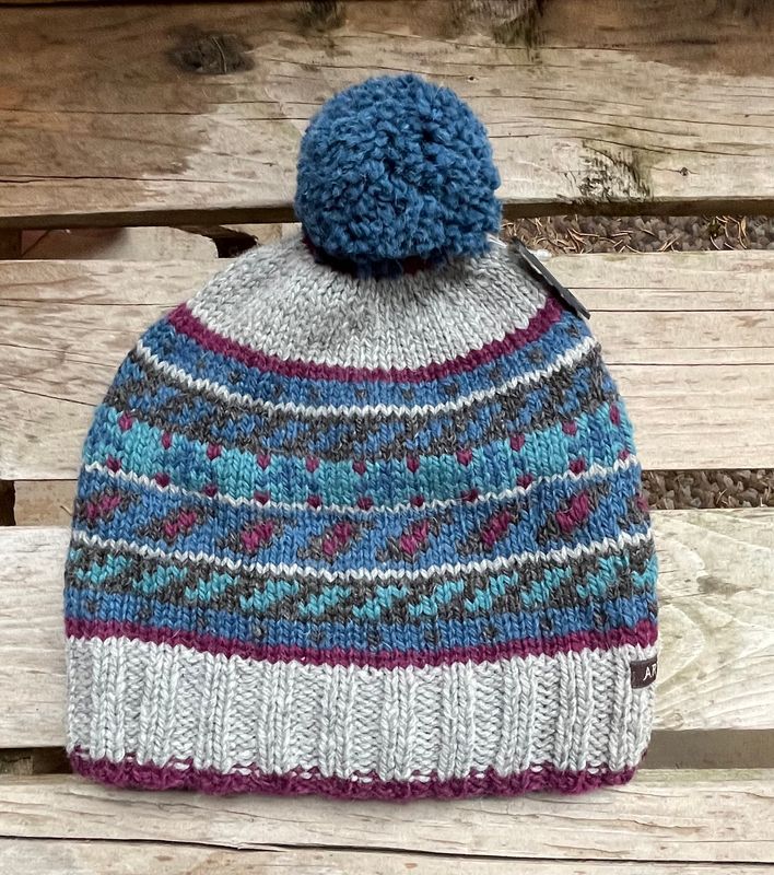 Artesania Printed Pom Pom Hat
