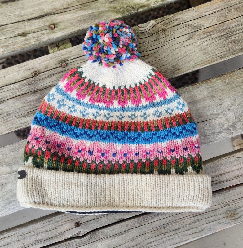 Artesania Printed Pom Pom Hat