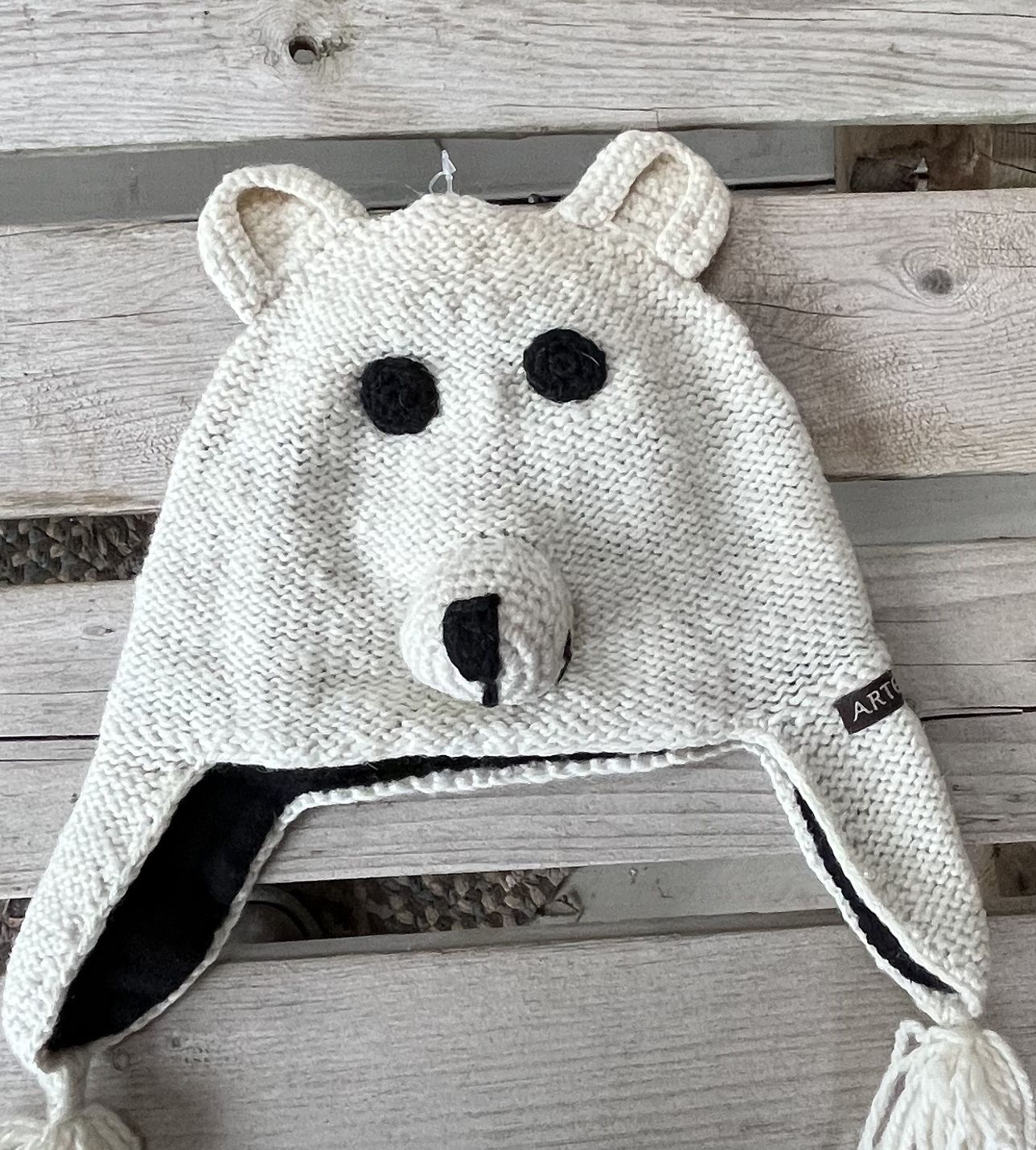 Artesania Kids Animal Chullo, style: Polar Bear