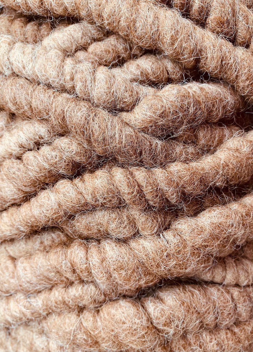 Rug Yarn, style: Fawn 48 oz