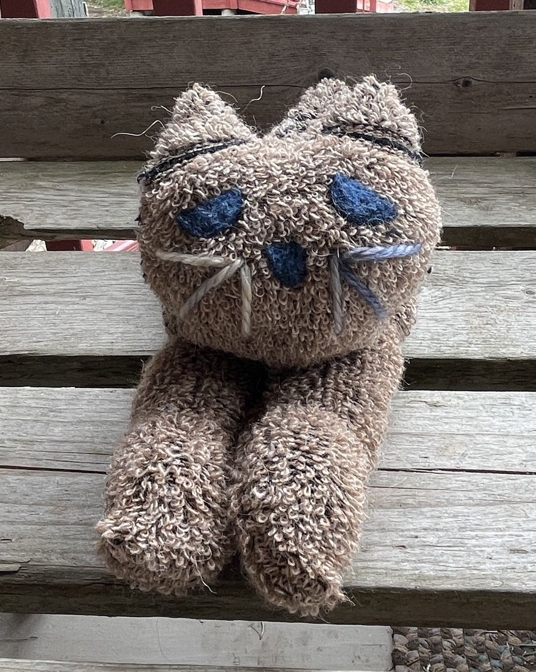 Adorable Sock Pets, Color: Tan, Type: Cat