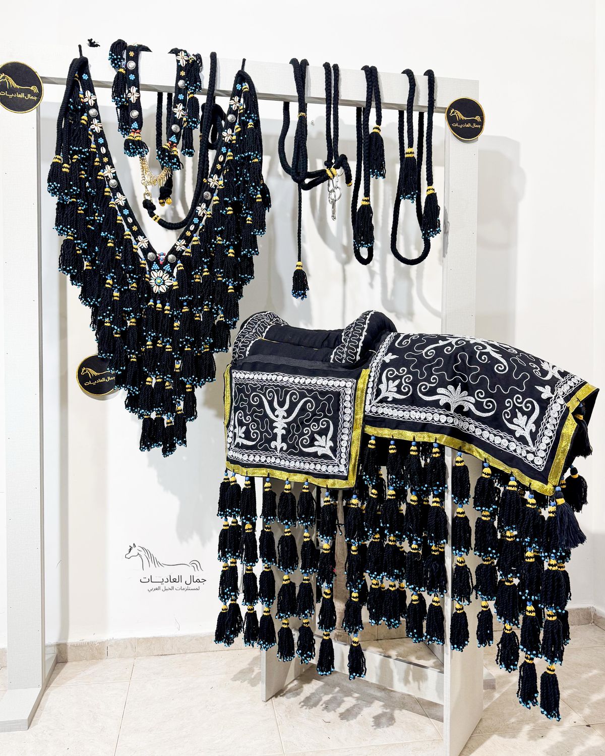 Handembroidered Arabian Shami Saddle — 4-Row Wool Tassel / Black With Silver