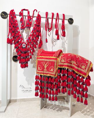 Handembroidered Arabian Shami Saddle — 4-Row Wool Tassel /Red With Gold