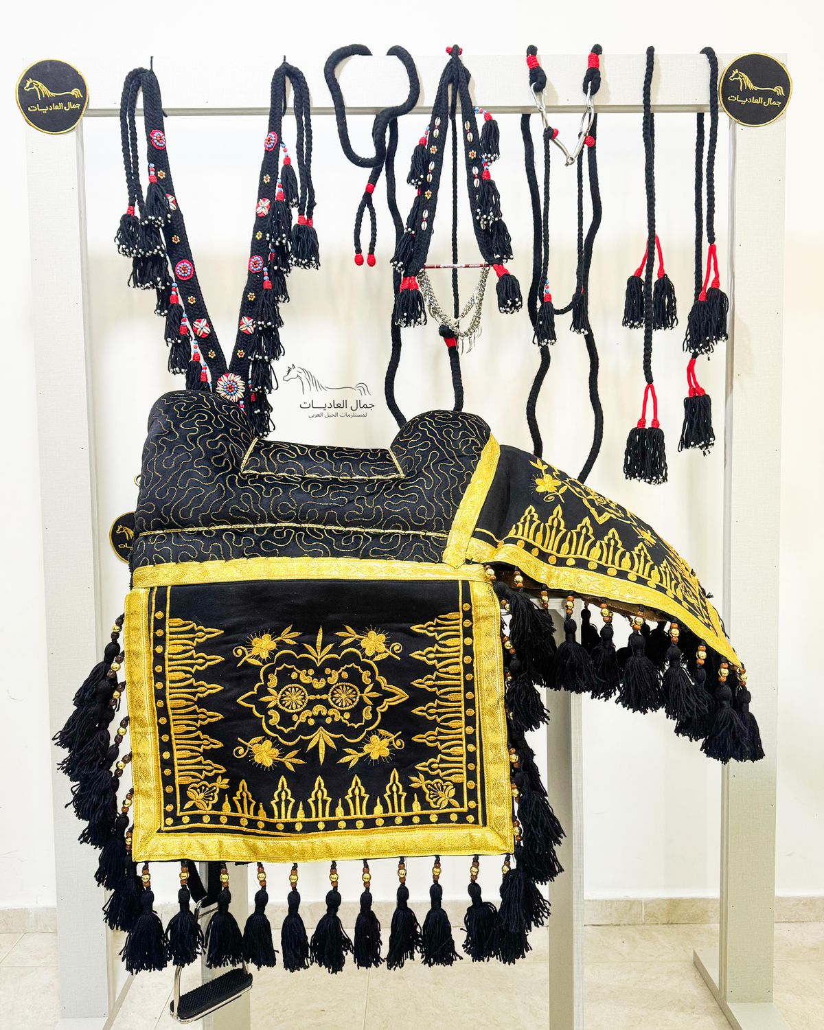 ِArabian Saddle With one Row Wool Tassel / Black