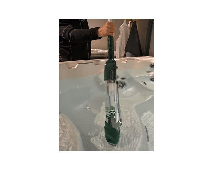 BEACHCOMBER HOT TUB VAC