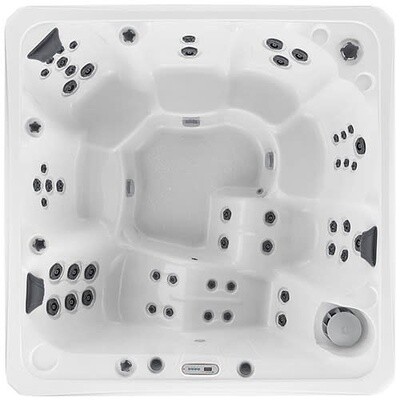 MARQUIS SPAS - THE WOODSTOCK HOT TUB - POWERFUL • LEG THERAPY • 7 PERSON HOT TUB