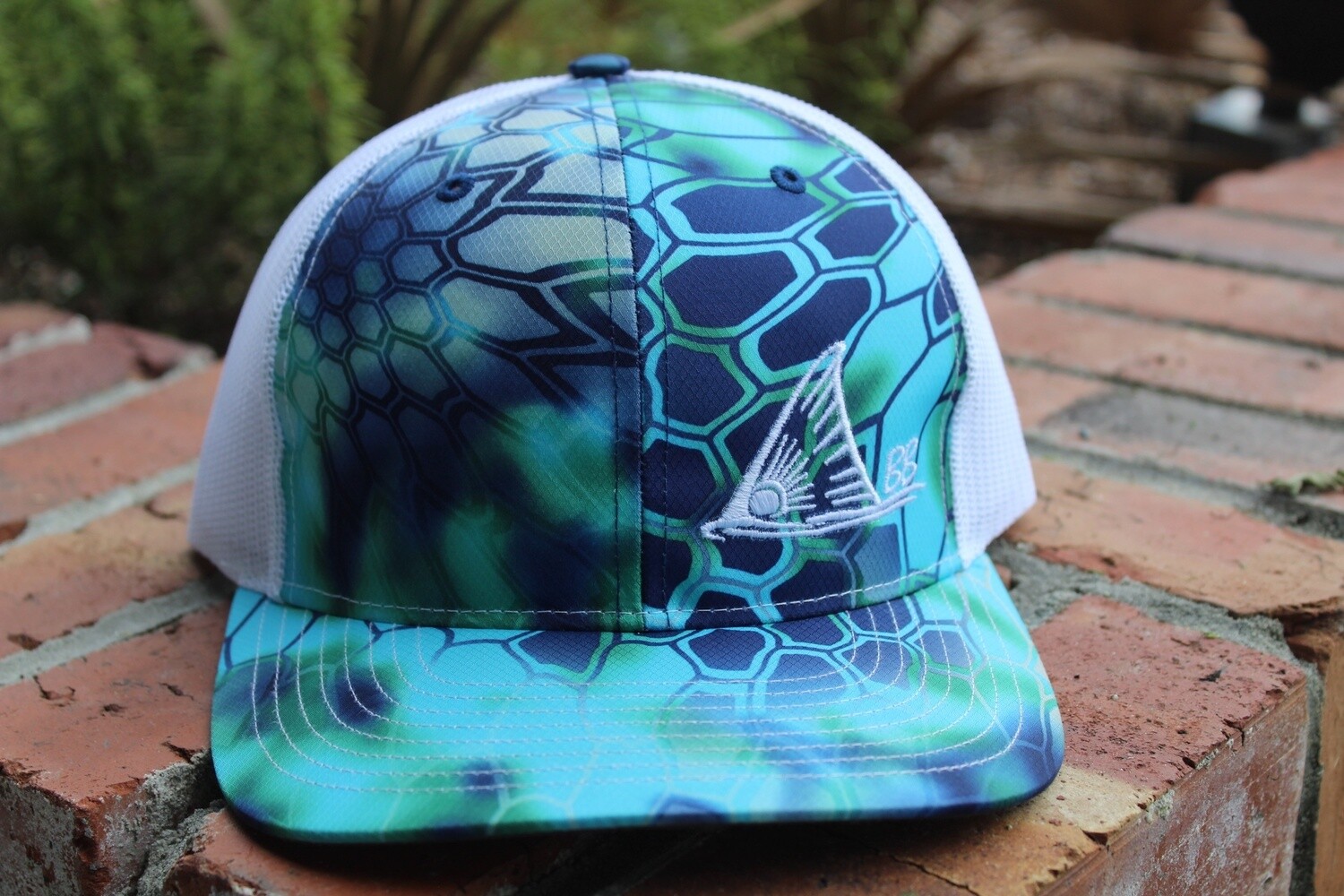 Blu Blaze Fin Trucker, Style: Chaz