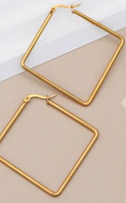 18k Square Hoop Tarnish Free