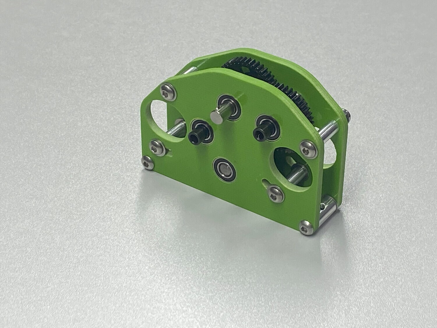 DV8 OG dual-motor transmission