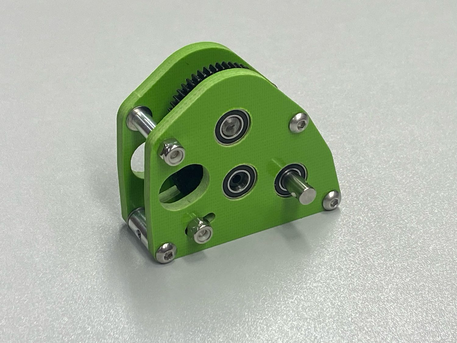 DV8 HOOD transmission