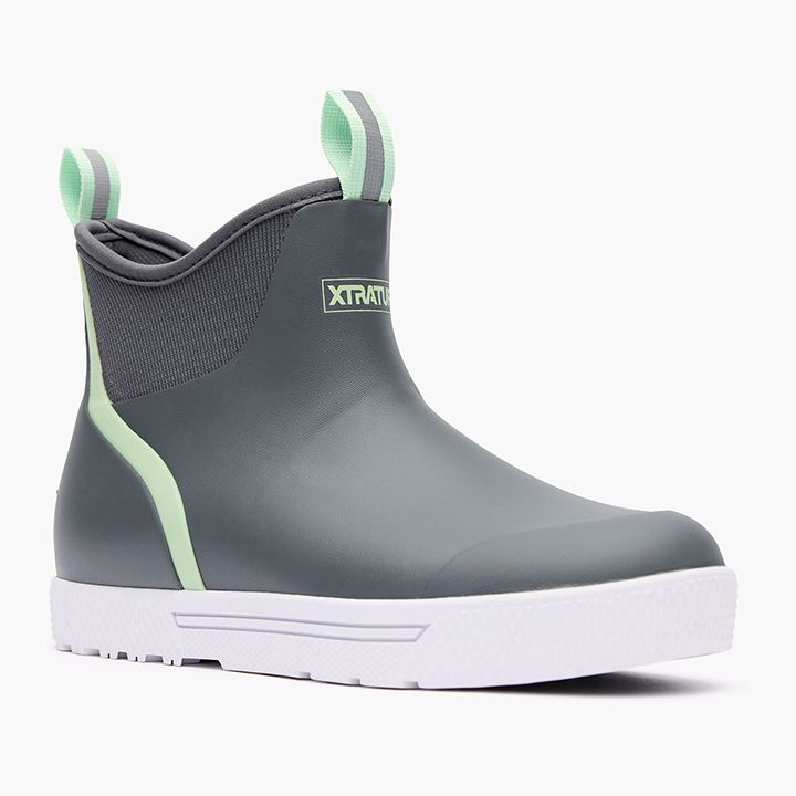 XtraTuf Women&#39;s Wheelhouse 6&quot; Ankle Deck Boot Gray