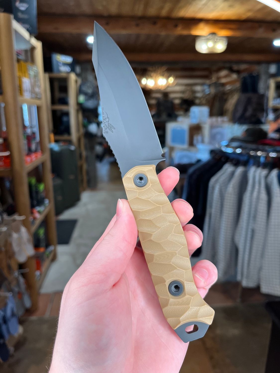 Half Face Blades Field Knife - Coyote G10 Chaos Grip/Armor Black Cerakote