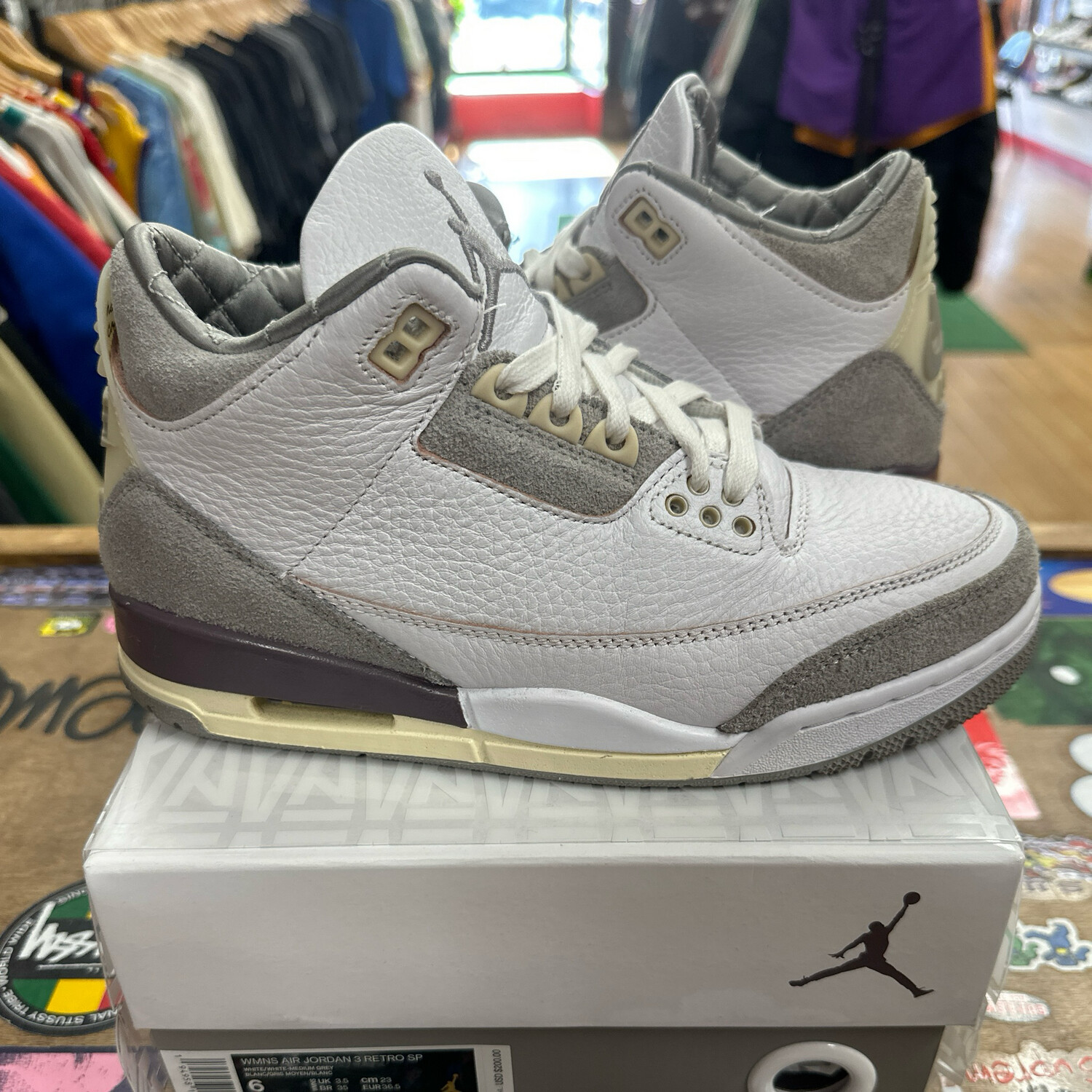 Pre Owned Jordan 3 A MA Maniere Size 6W