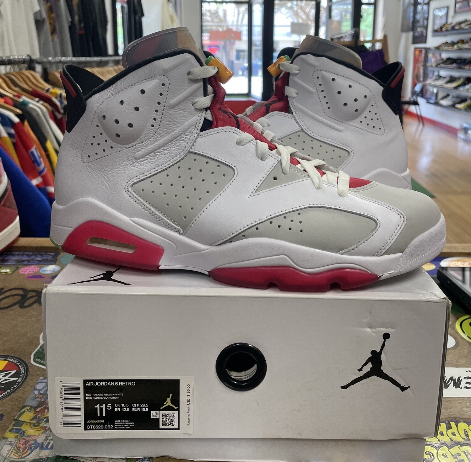 Pre Owned Jordan 6 Retro Hare Size 11.5
