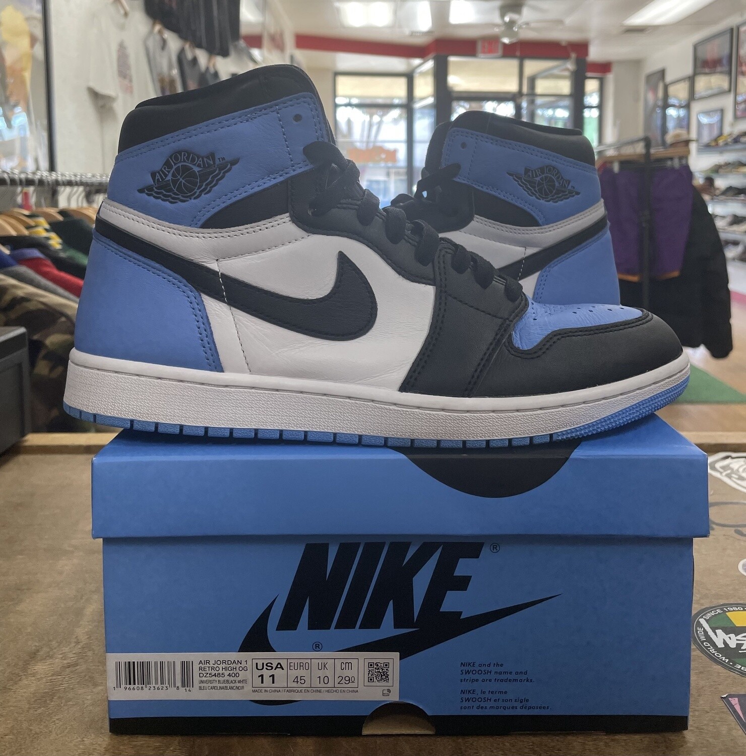 Pre-Owned Jordan 1 UNC Toe Size 11