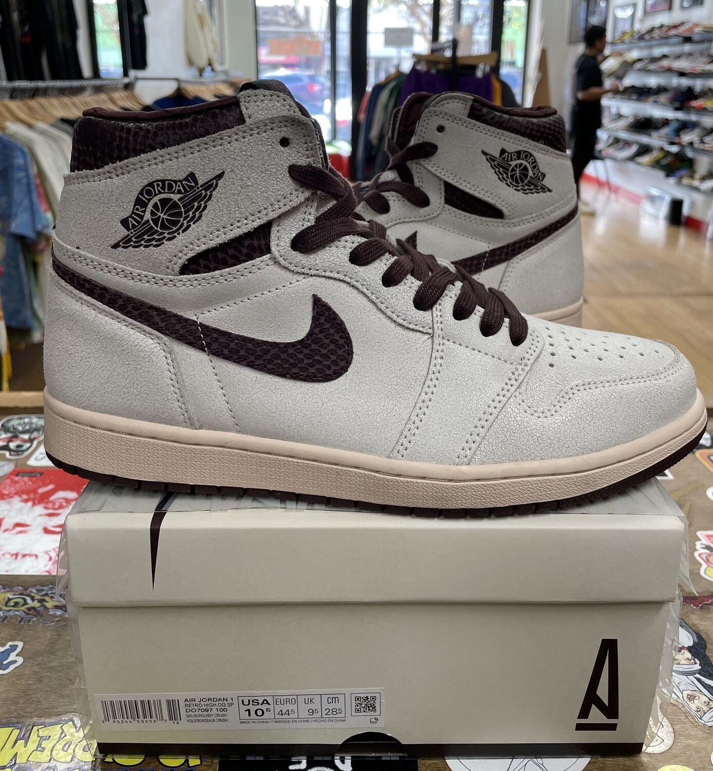 Pre Owned Jordan 1 A Ma Maniere Size 10.5