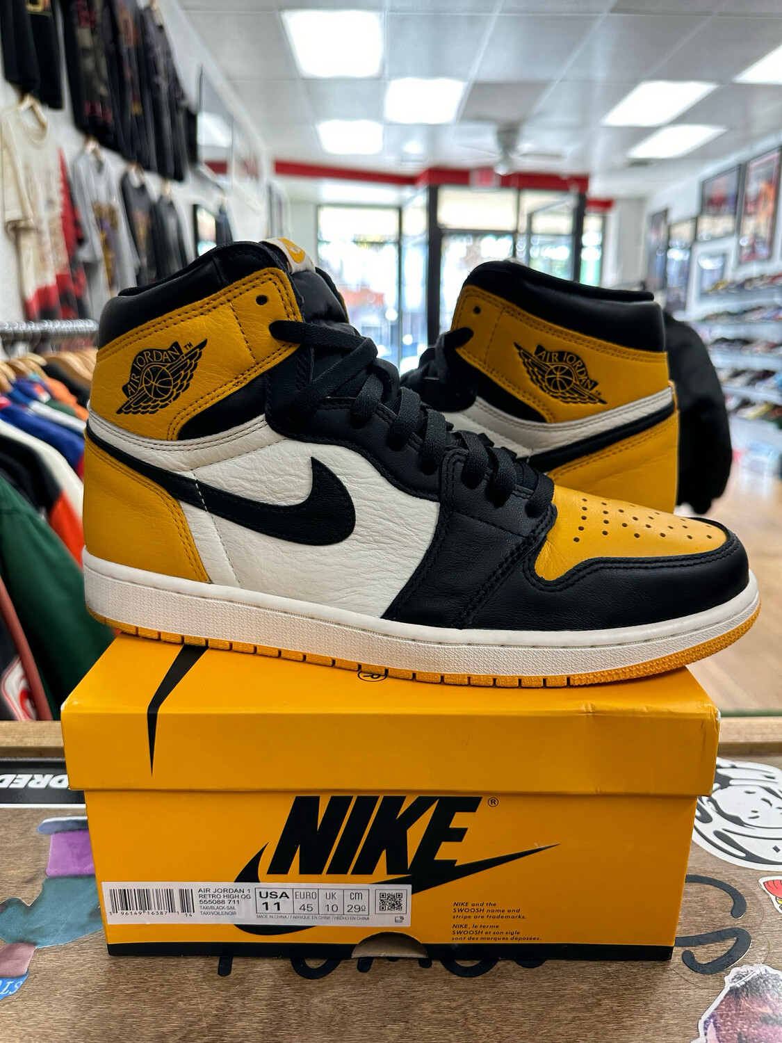 Pre Owned Jordan 1 Taxi Size 11