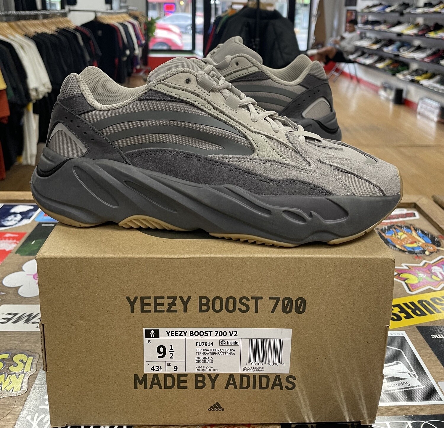Pre Owned Yeezy Boost 700 V2 Tephra Size 9.5