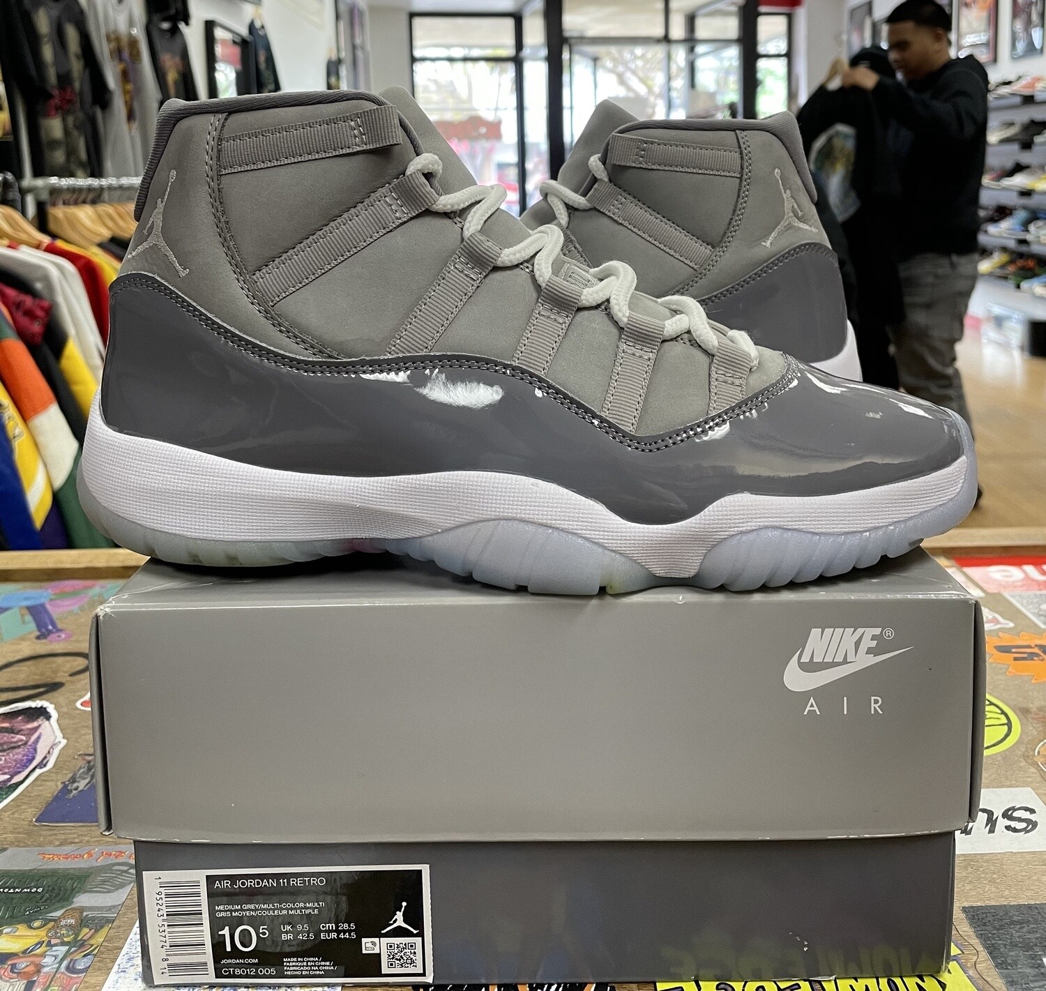 Pre-Owned Jordan 11 Cool Grey Size 10.5