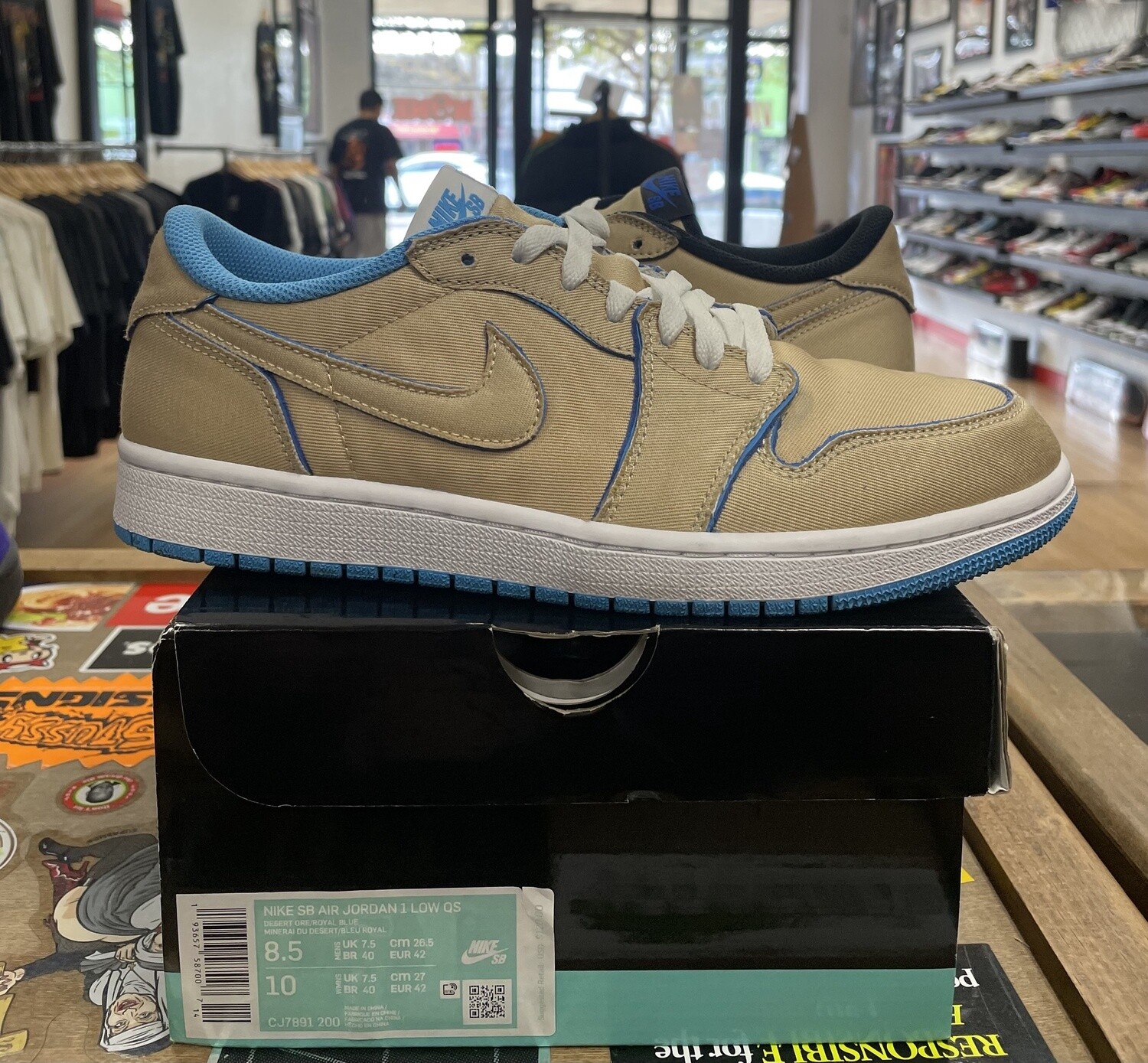 Pre Owned Jordan 1 Low SB QS Lance Mountain Desert One Size 8.5