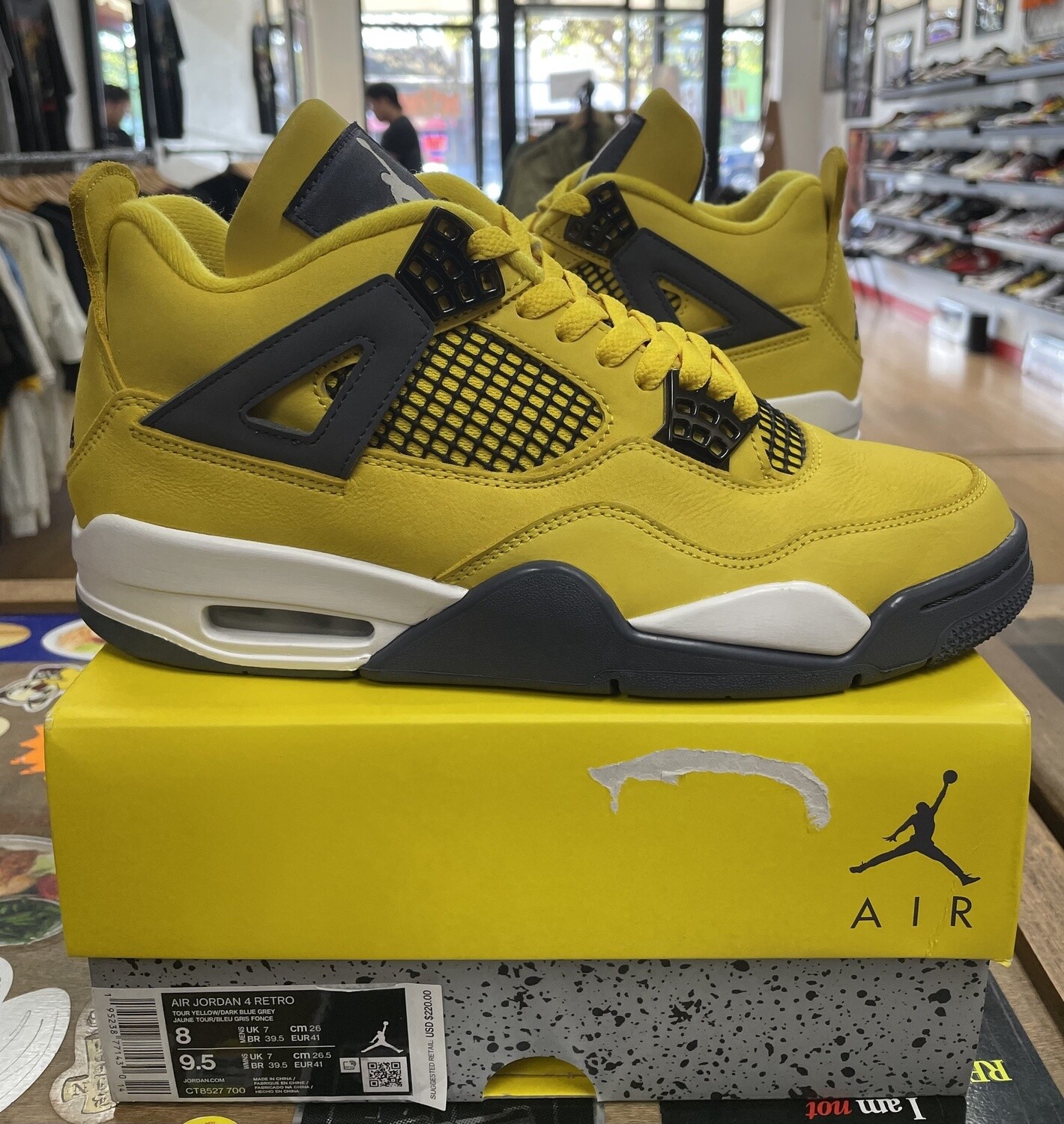 Pre Owned Jordan 4 Retro Lightning Size 8