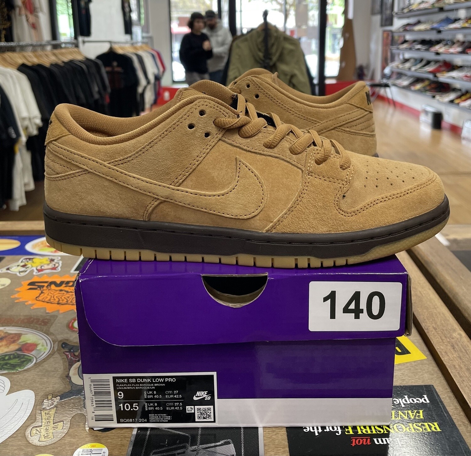 DS Nike SB Dunk Low Wheat (2021/2023) Size 9