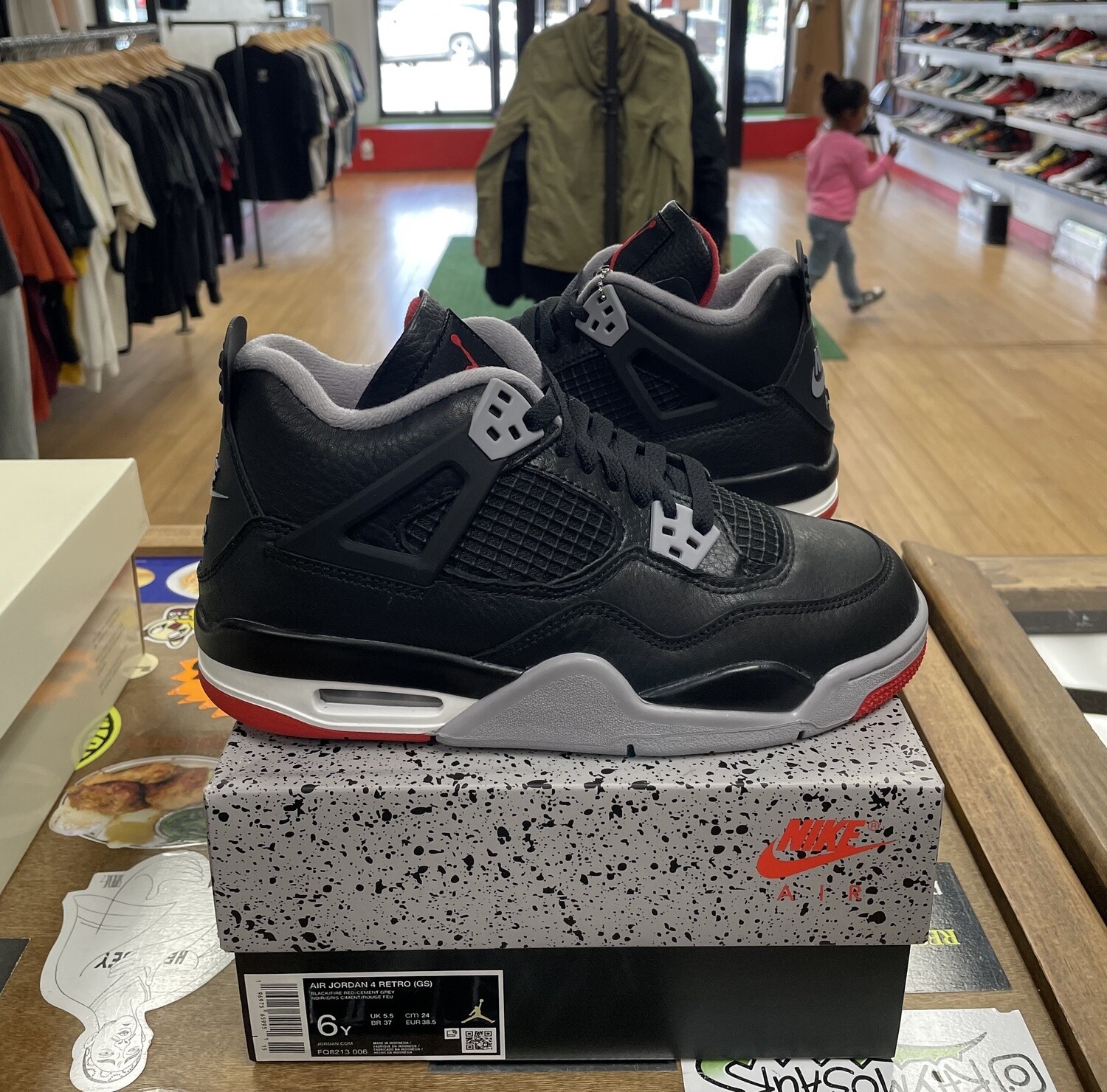 DS Jordan 4 Retro Bred Reimagined (GS) Size 6y