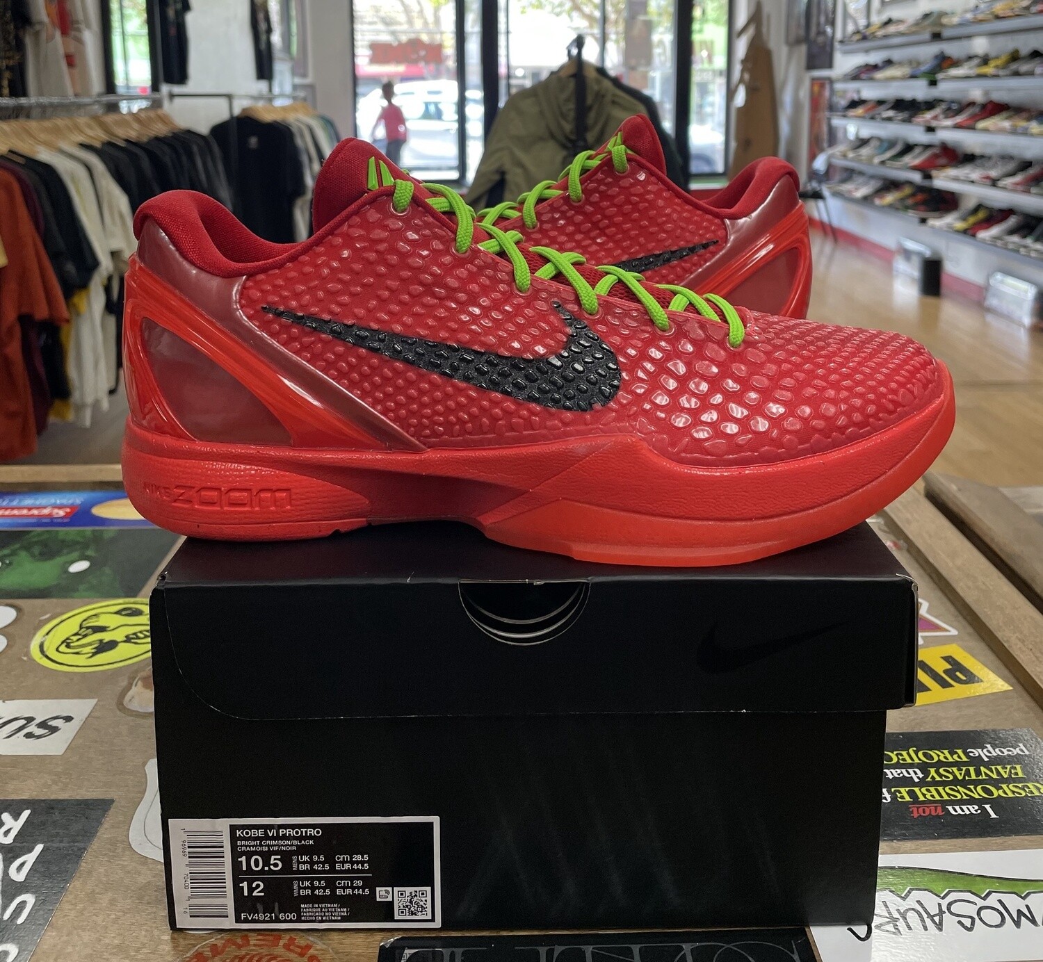 Nike Kobe 6 Protro Reverse Grinch Size 10.5