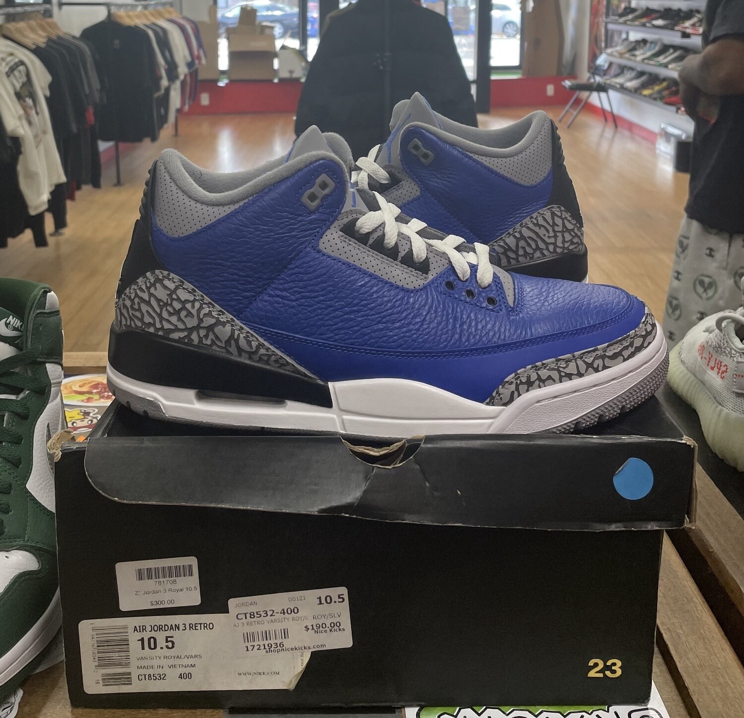 Jordan 3 Varsity Royal Size Pre Owned 10.5