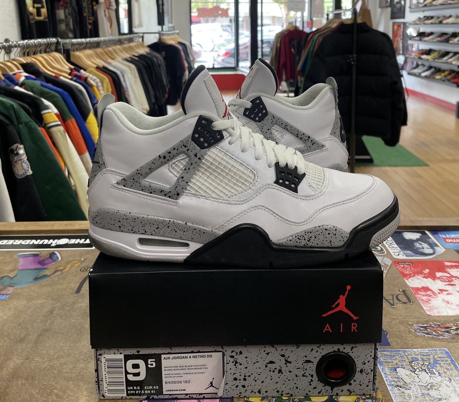 Pre Owned Jordan 4 Retro White Cement (2016) Size 9.5