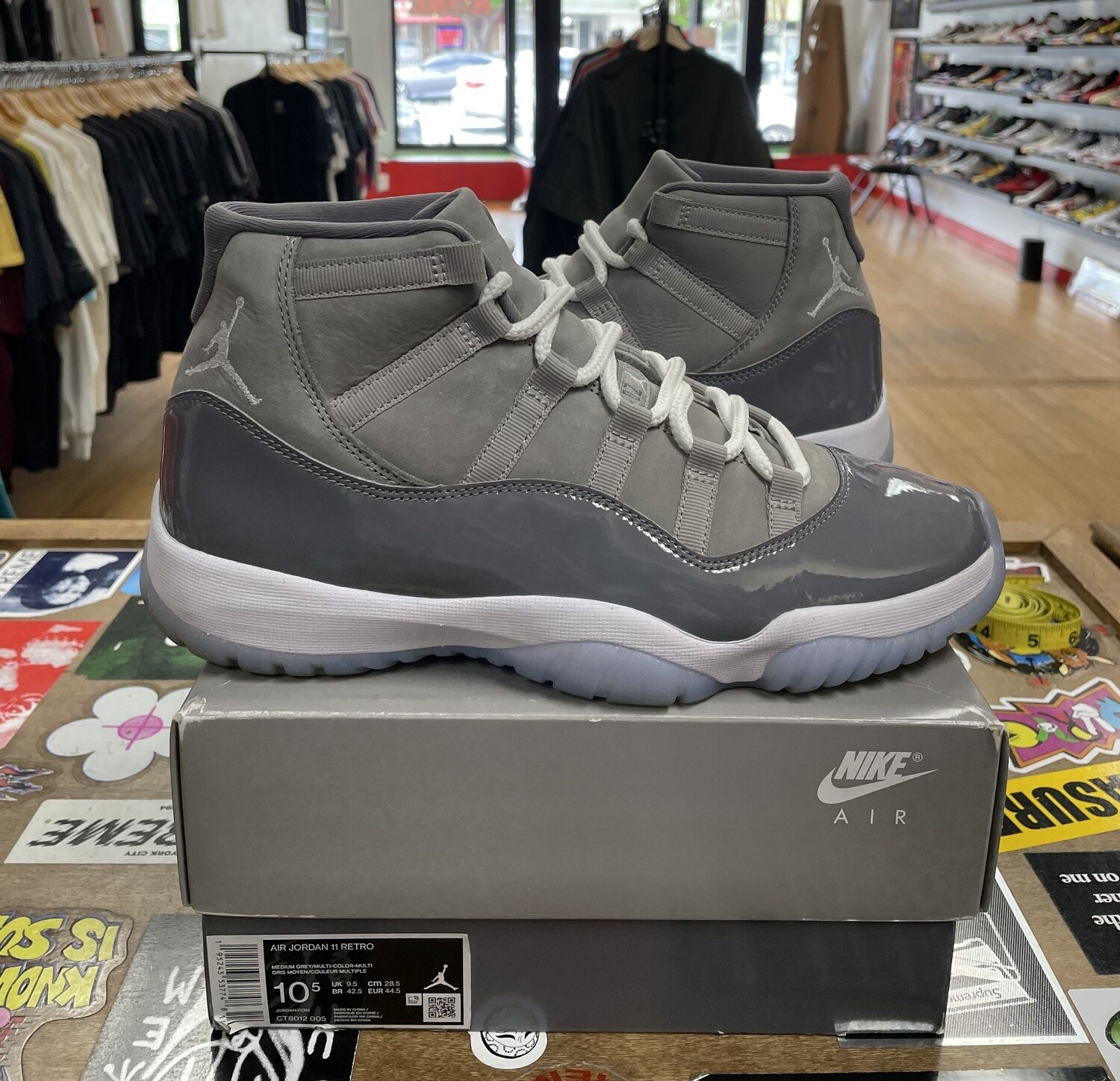 Jordan 11 Retro Cool Grey (2021) Used Size 10.5